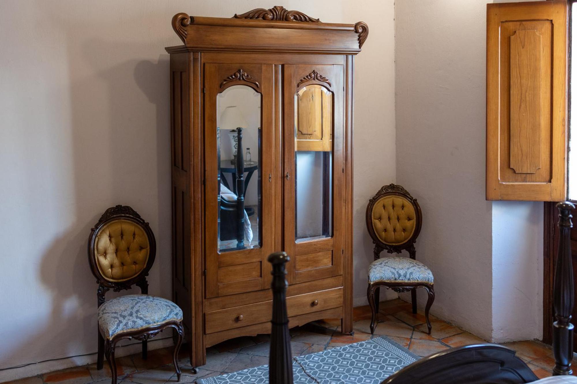 Casa Araiza, Centro De Pensión